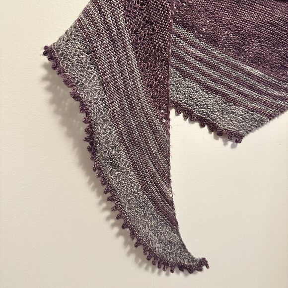 Hand Knit Wool Shawl Triangle Shawlette Purple Gray Hand Dyed Handmade Lace - Picture 2 of 8
